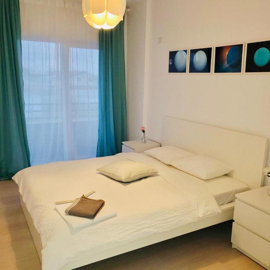 Galaxy Residence Villa 奥托佩尼 外观 照片