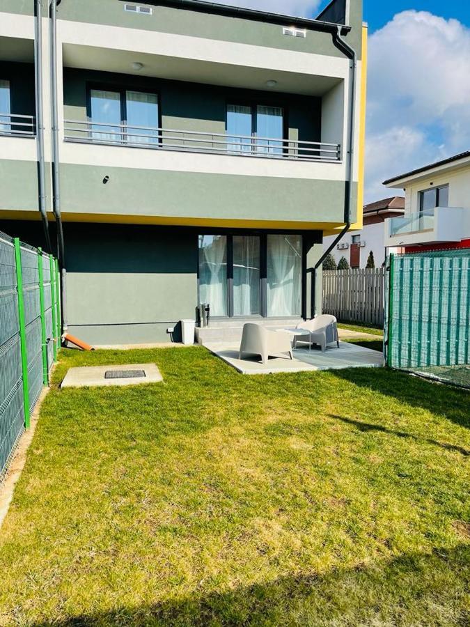 Galaxy Residence Villa 奥托佩尼 外观 照片